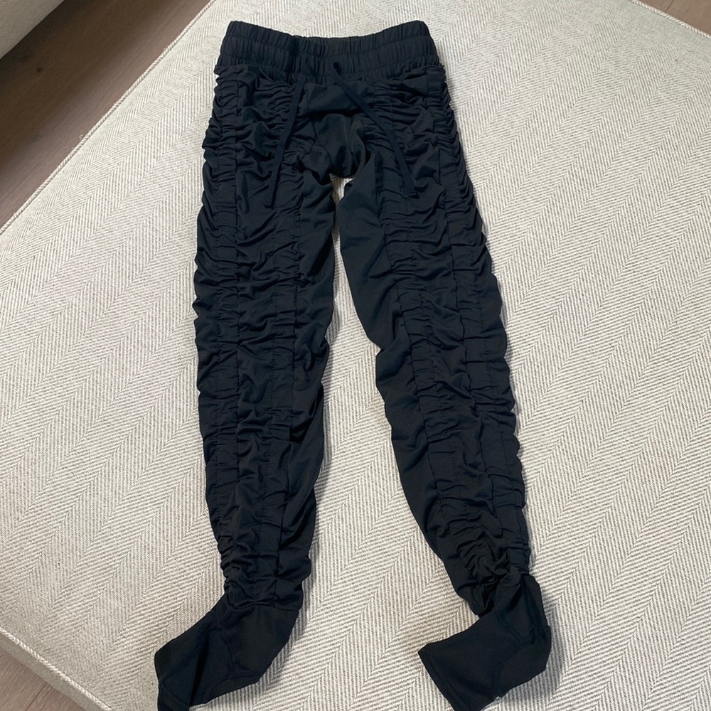 Agogie Resistance Scrunch Pants